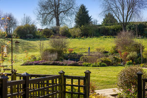 Estate Grounds- click for photo gallery